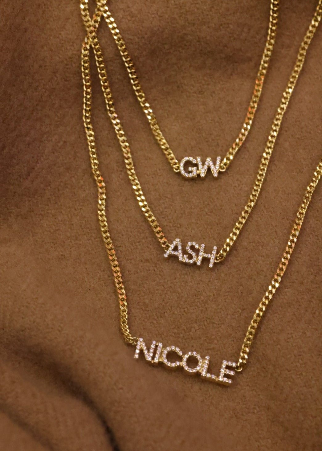 Diamond Nameplate Chain Necklace - Image 5