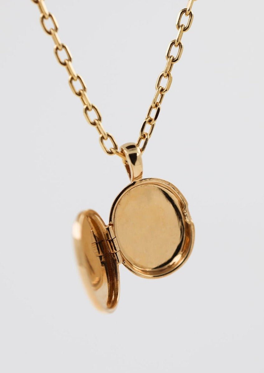 Jace Oval Locket - Image 3