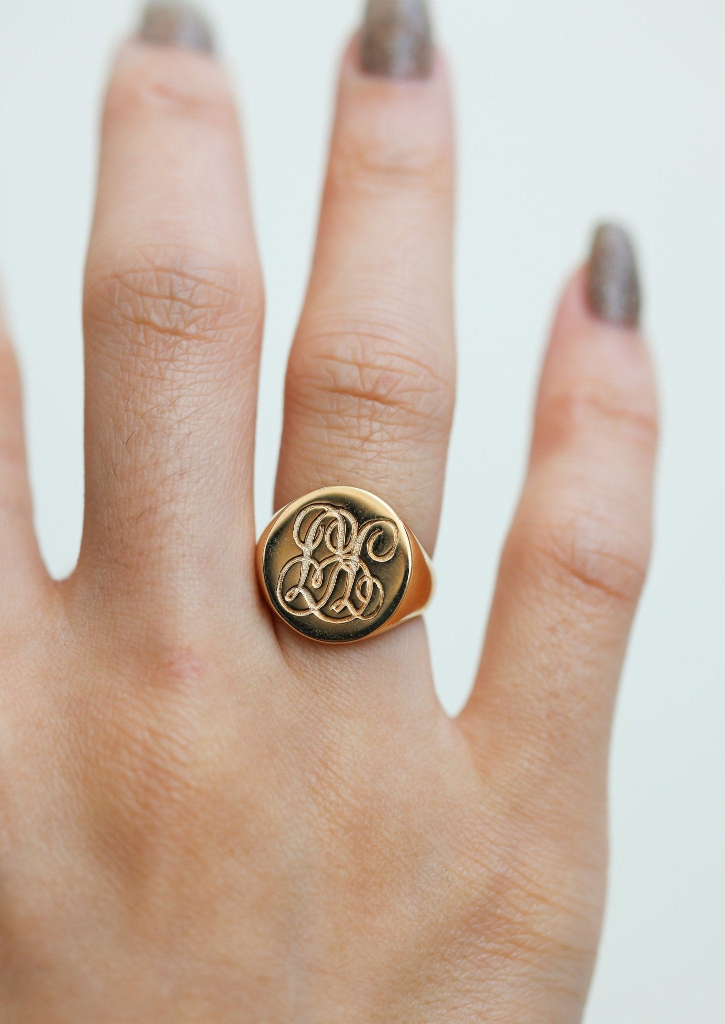 Lexie Signet Ring - Image 2