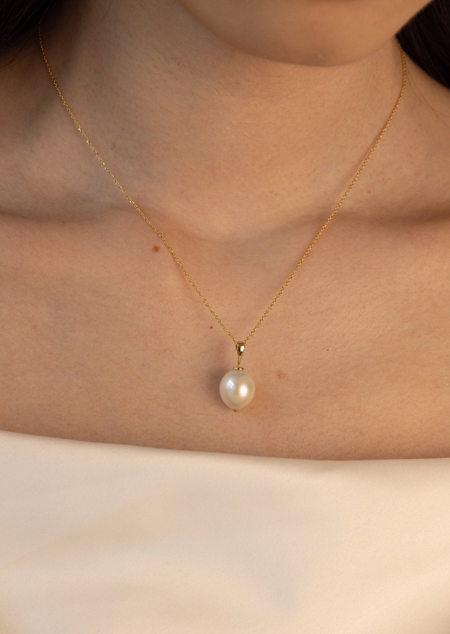 Riya Pearl Pendant - Image 2