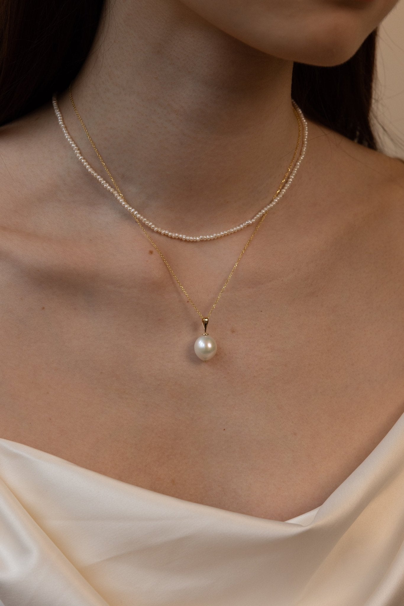 Riya Pearl Pendant - Image 4
