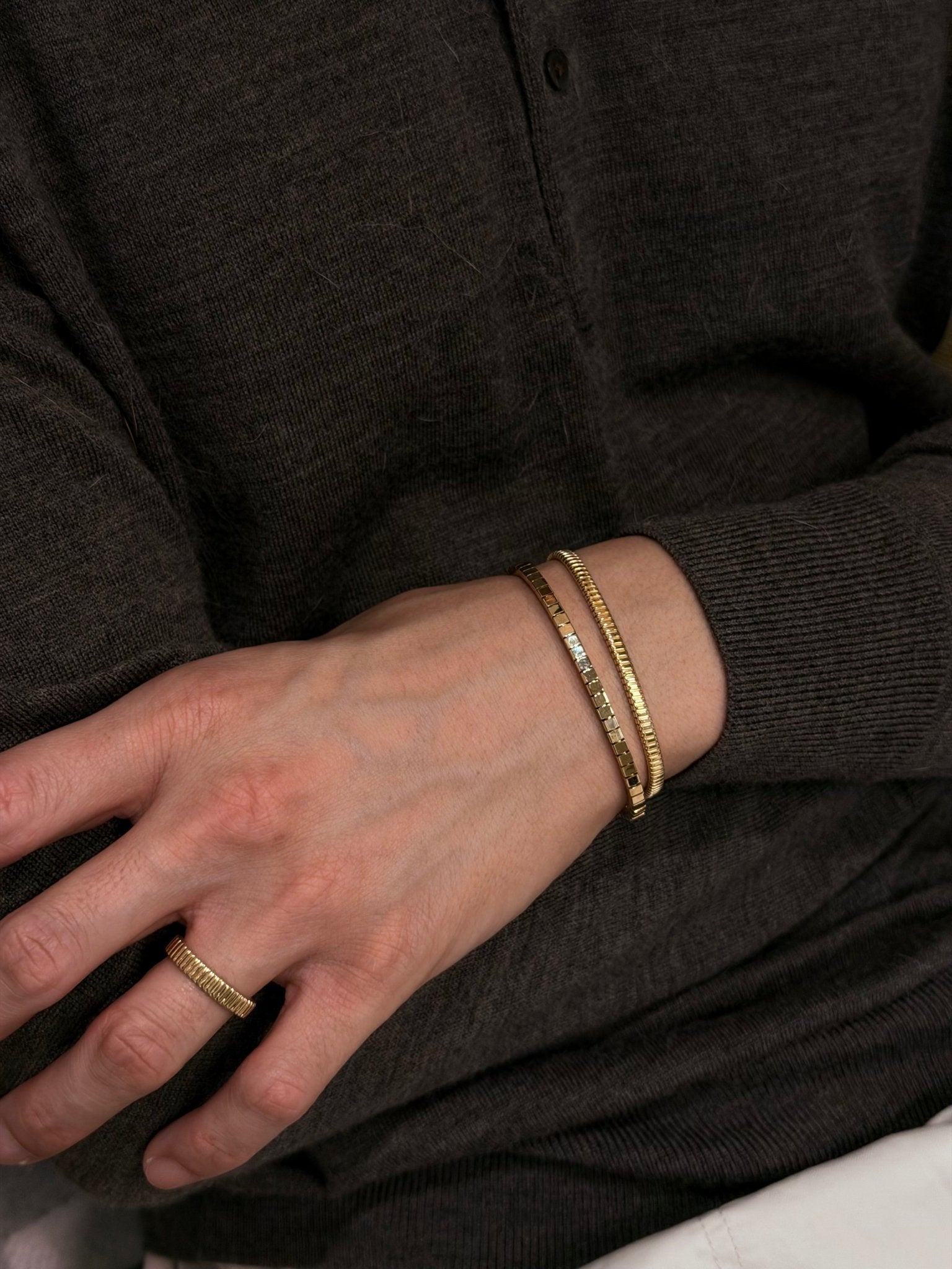 stretch-tennis-bracelet-8812849.jpg